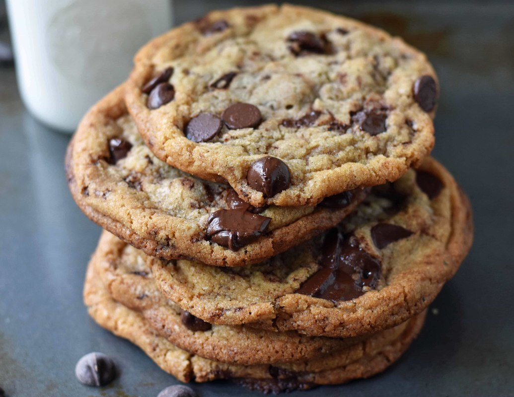 Crispy Chocolate Chip Cookies