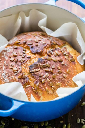 Dutch oven Seeded Bread