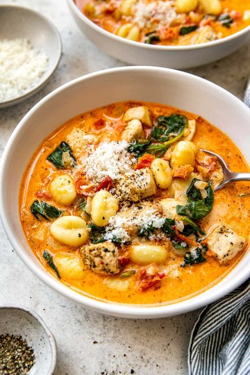 Marry Me Chicken Gnocchi Soup